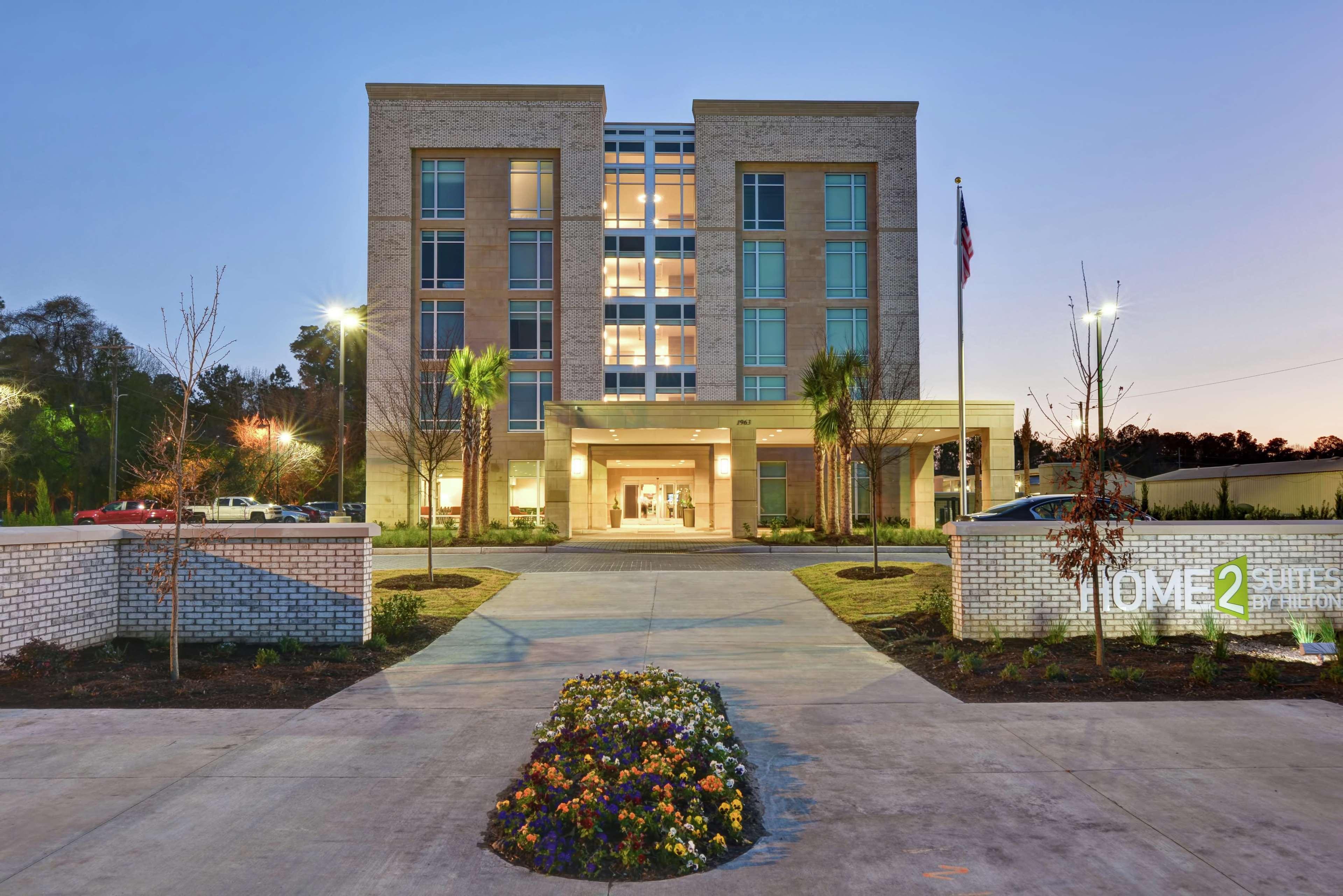 Home2 Suites Charleston West Ashley Exterior photo